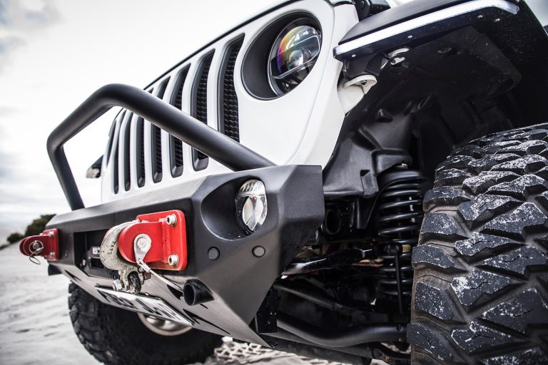 Stubby Front Bumper for Jeep Wrangler JL/JLU Maniac 4x4